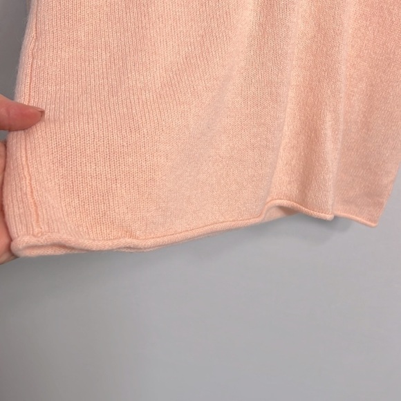 Hannah Rose Cashmere V-Neck Sweater S/P NWOT - Picture 5 of 6